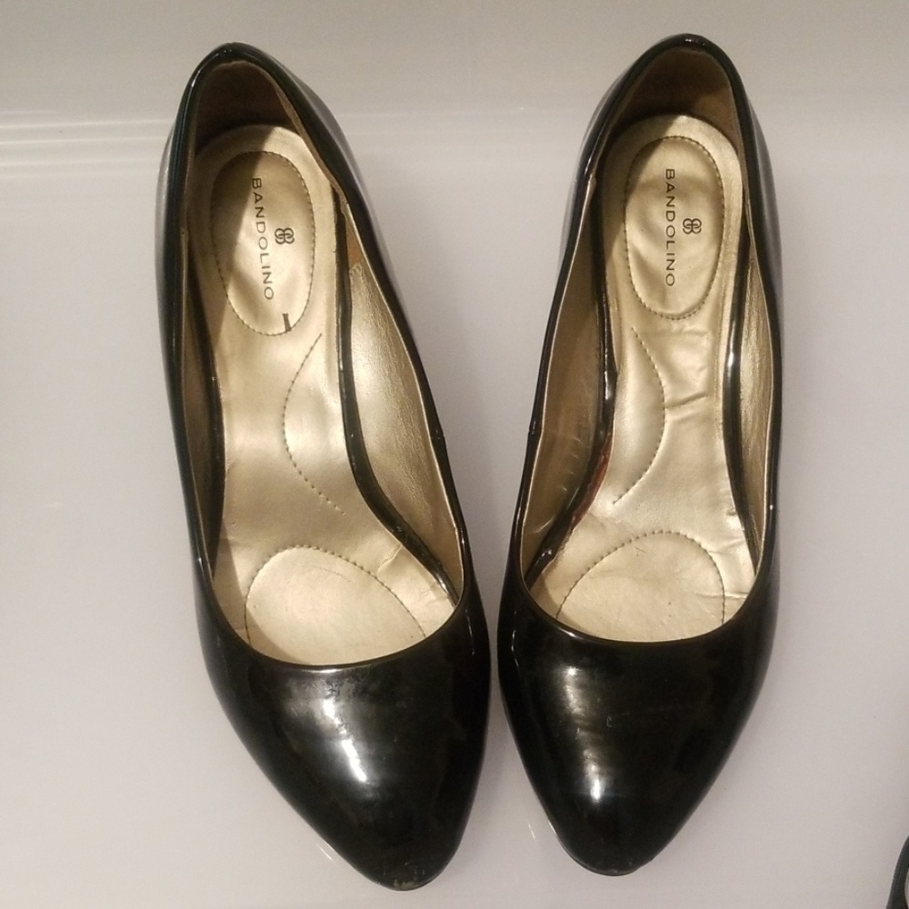 Classic, Black Patent Leather Bandilinos